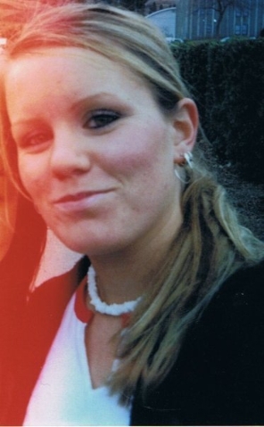 Family members say Jessica Foster, seen in this undated photo, spoke with them often before she suddenly stopped answering her phone and responding to emails March 29, 2006. (Courtesy photo)