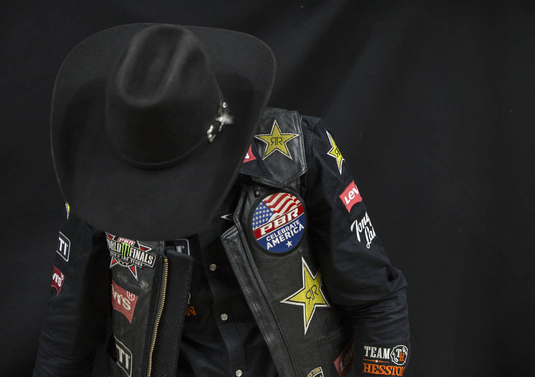 Cody Teel waits to make his run during the Professional Bull Riders World Finals on Sunday, November 11, 2018, at T-Mobile Arena, in Las Vegas. Benjamin Hager Las Vegas Review-Journal