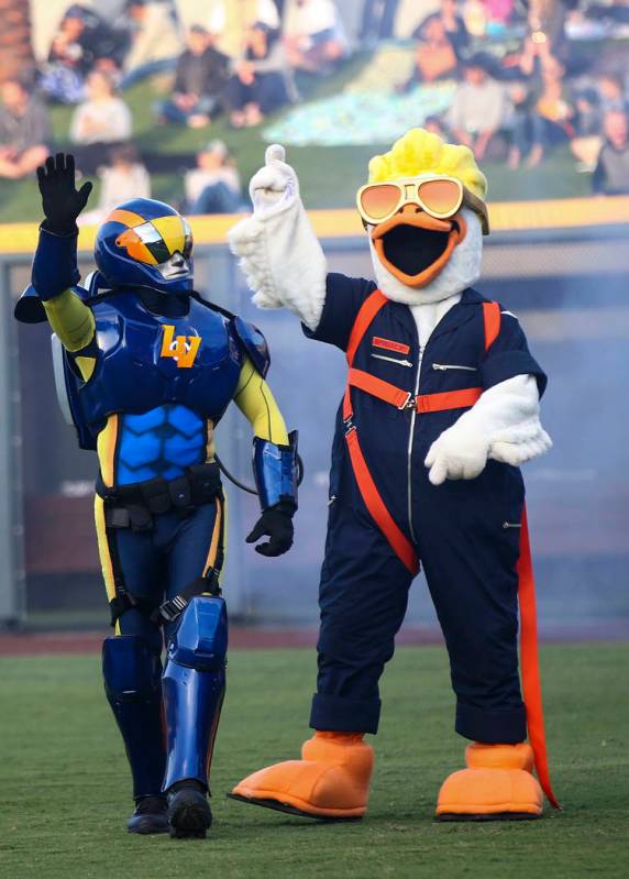 Mascot Spruce the Goose, right, introduces Mr. Aviator before the start of the Las Vegas Aviato ...