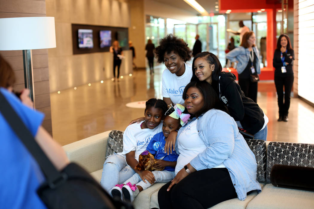 Jade Riddle, 11, from left, poses with her cousin Gia Adams, 4, Gina Glass, Raven Rush, 16, and ...