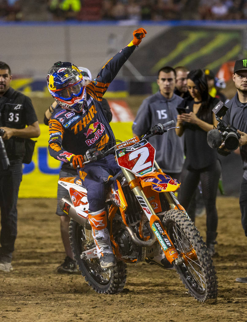 Red plate points leader Cooper Webb (2) celebrates his championship following the featured 450 ...