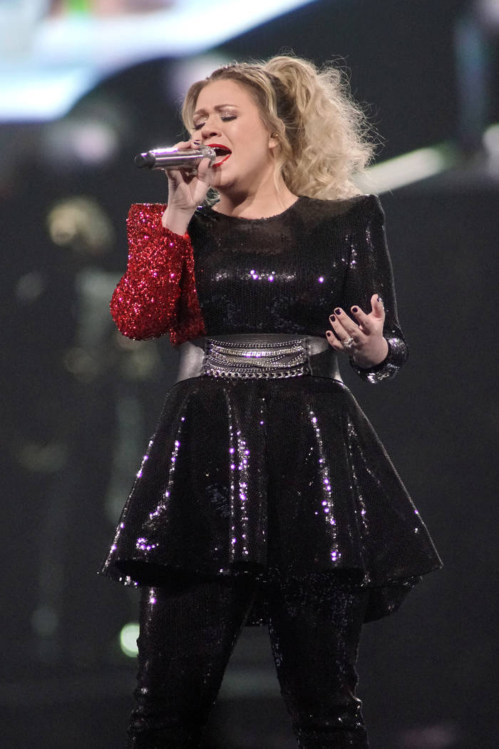Kelly Clarkson performs onstage during the Meaning of Life tour at the Allstate Arena on Friday ...