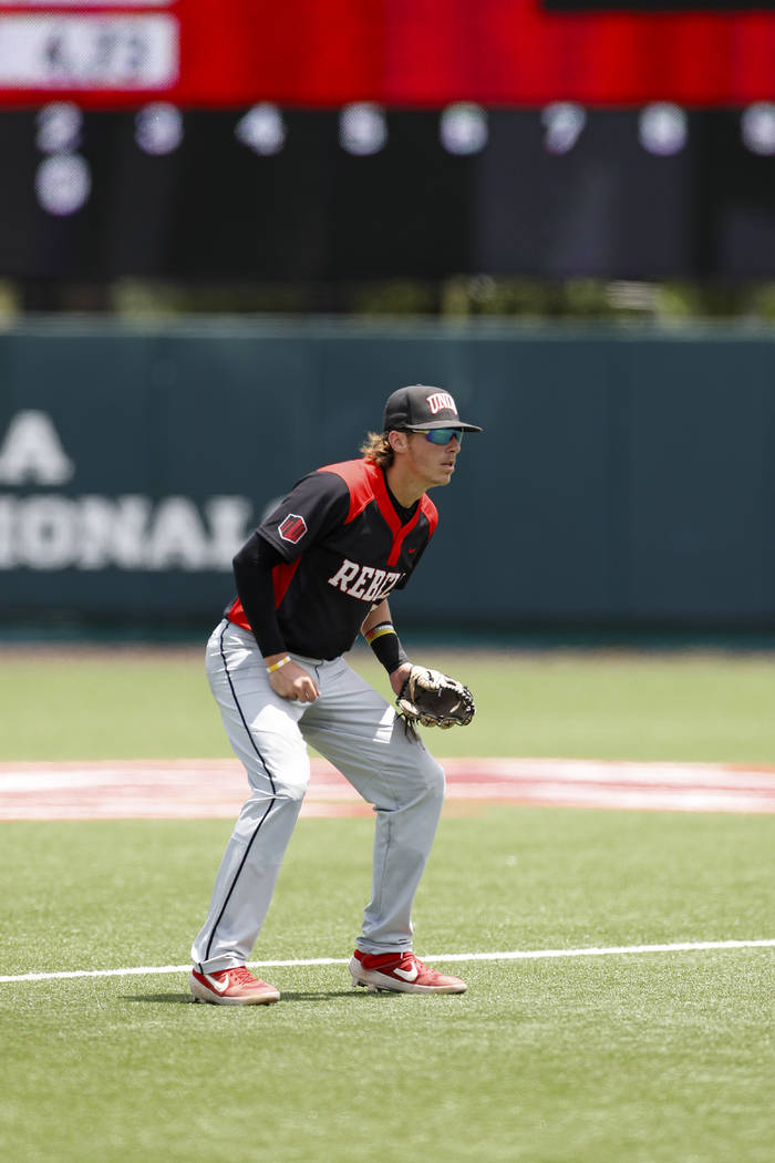 UNLV's Bryson Stott (10) in position during an UNLV at University of Houston NCAA college baseb ...