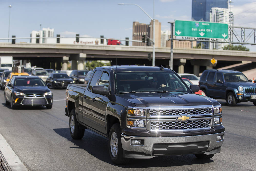 Traffic takes the Sahara Avenue detour off the Interstate 15 northbound due to a scheduled clos ...