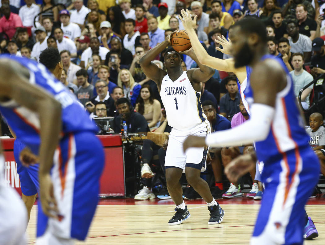 New Orleans Pelicans' Zion Williamson (1) looks to shoot against the New York Knicks during the ...