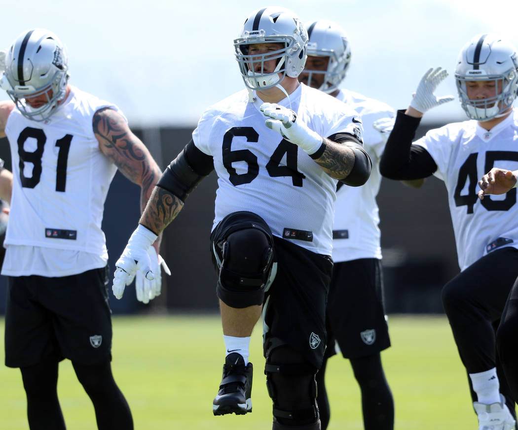 Oakland Raiders tight end Paul Butler (81), offensive guard Richie Incognito (64) and fullback ...