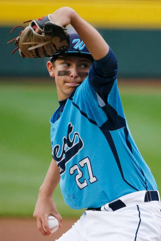 Las Vegas' Brennan Holligan (27) delivers against Chicago in the first inning of the United Sta ...