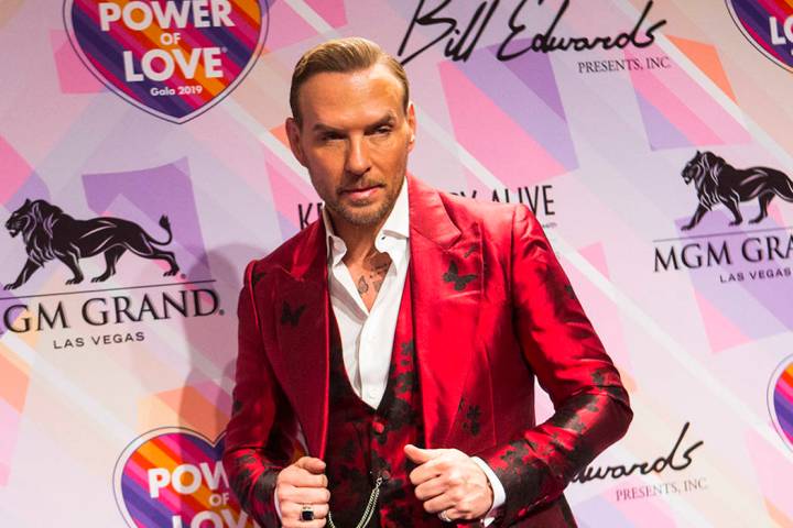 Matt Goss poses on the red carpet for Keep Memory Alive's 23rd annual Power of Love gala, raisi ...