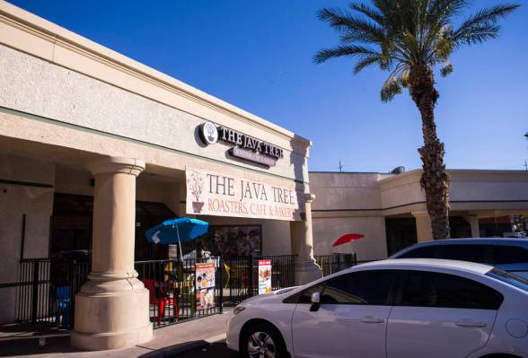 Java Tree at Flamingo Road and Decatur Boulevard in Las Vegas on Thursday, Aug. 15, 2019. (Chas ...