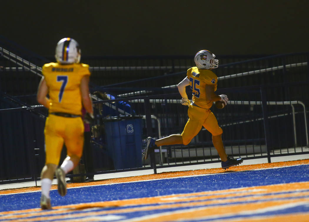 Orem's Brinton Paulson (25) scores against Bishop Gorman during the second half of a football g ...