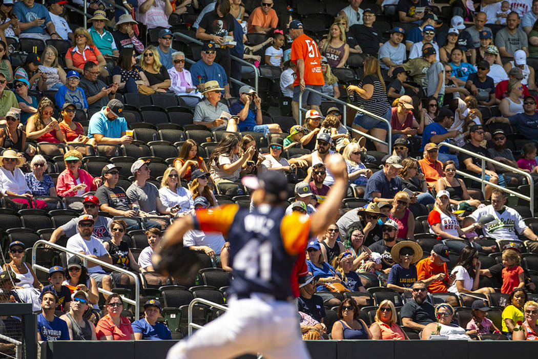 Aviators fans look on as pitcher Norge Ruiz (41) battles the Tacoma Rainiers at the Las Vegas B ...