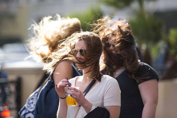 Gusty winds will return to the Las Vegas Valley on Monday. (Las Vegas Review-Journal file)