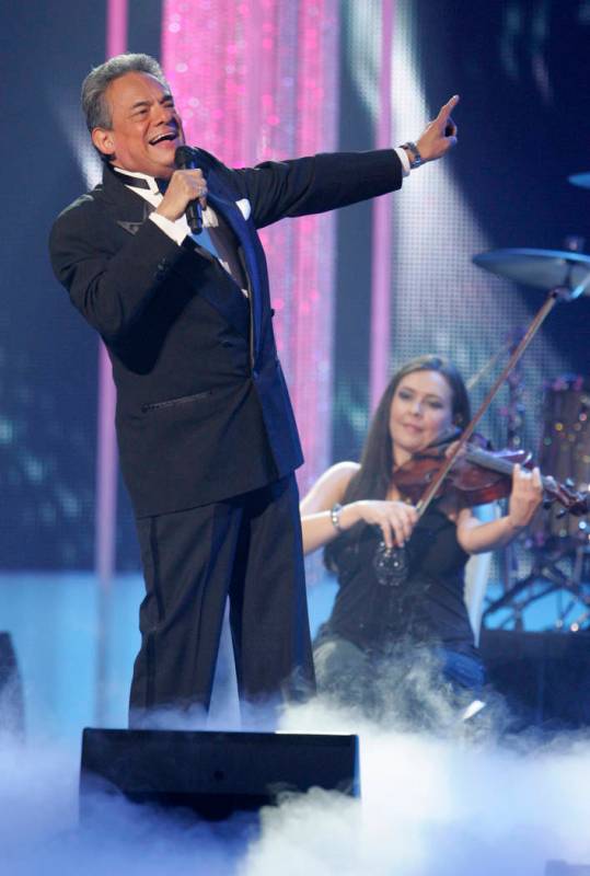 FLE - In this April 28, 2011 file photo, Jose Jose performs during the Latin Billboard Awards, ...