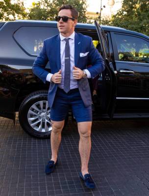 Vegas Golden Knights center Jonathan Marchessault arrives in a short-pants suit to walk the gol ...