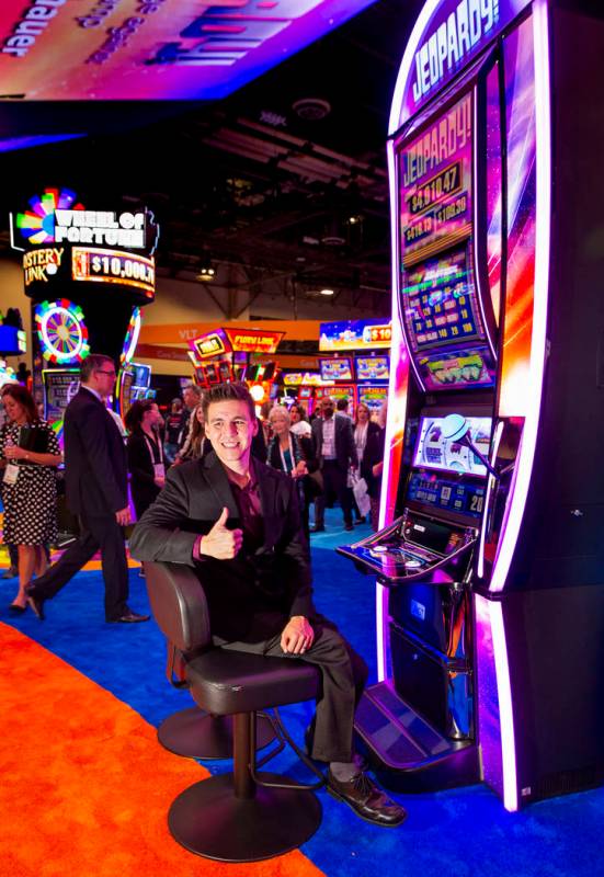 "Jeopardy!" champion James Holzhauer helps unveil the new "Jeopardy!" slot ...