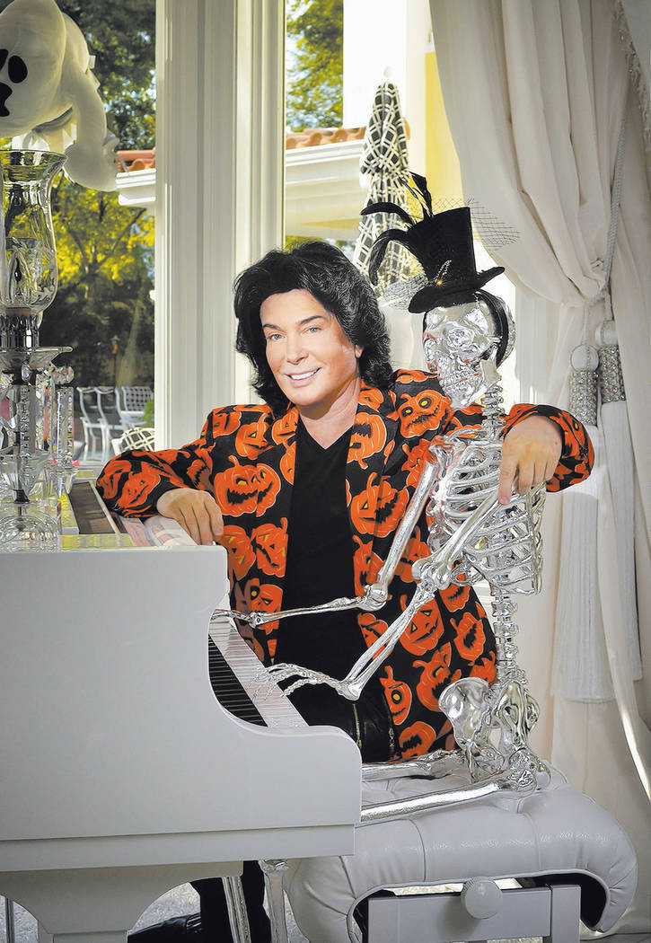 Las Vegas entertainer Frank Marino shows off his Halloween decorations. (Bill Hughes Real Estat ...