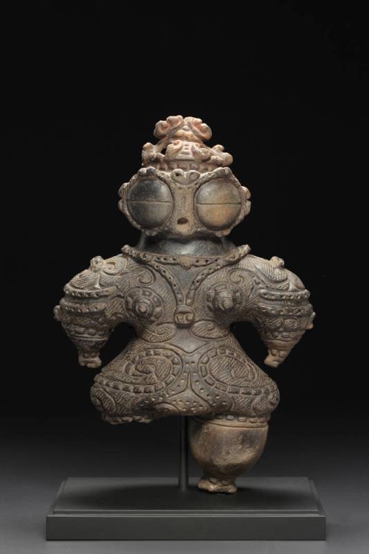 Goggle-eyed Dogu, Final Jomon Period (1000BC-300BC), ( Photo by Yu Okuzono)