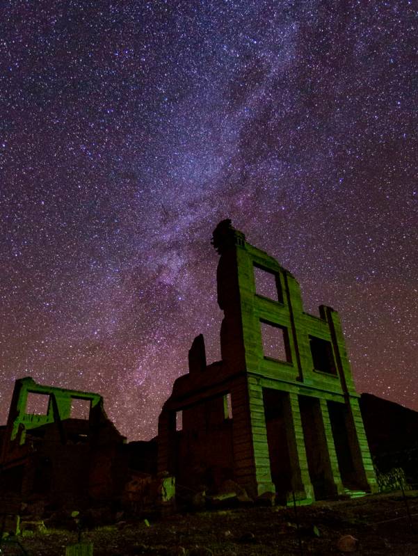 A view of the night sky over the Cook Bank building in Rhyolite on Friday, Nov. 22, 2019. (Chas ...