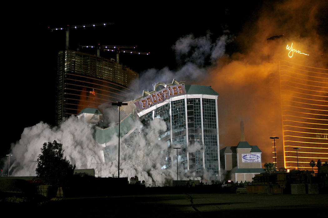 The New Frontier is imploded Tuesday, Nov. 13, 2007, on the Las Vegas Strip. (Las Vegas Review- ...
