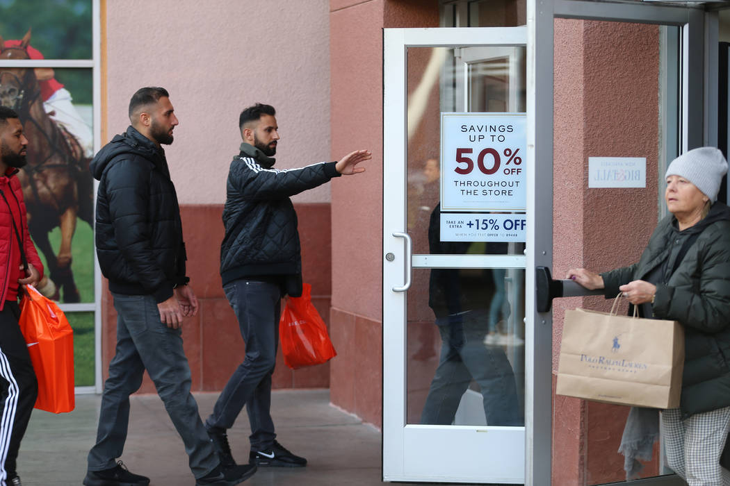 People shop at Las Vegas Premium Outlets North, Tuesday, Nov. 26, 2019. (Erik Verduzco / Las Ve ...