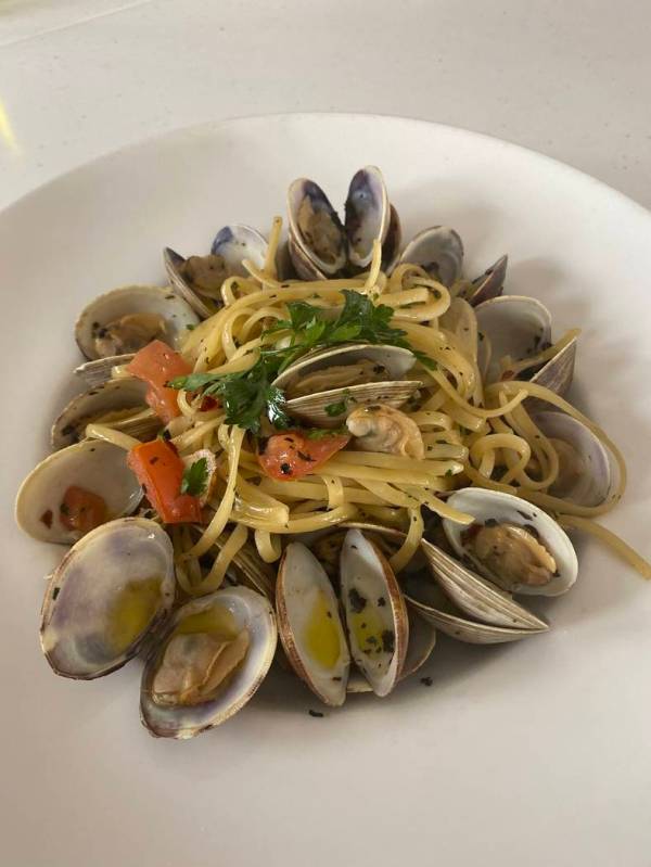 Siena Italian Trattoria Linguine Vongole at Siena Italian Trattoria