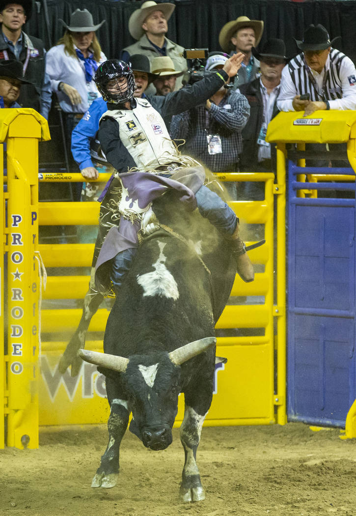 Koby Radley of Montpelier, LA., rides Spotted Demon to first place with a score of 92.0 during ...