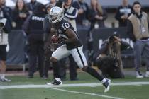 Oakland Raiders wide receiver Rico Gafford (10) catches a touchdown pass against the Tennessee ...