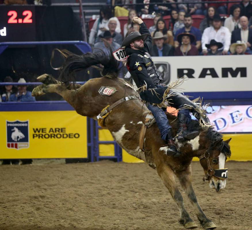 Taylor Broussard of Estherwood, La. rides Show Boat in Bareback Riding during the ninth go-arou ...