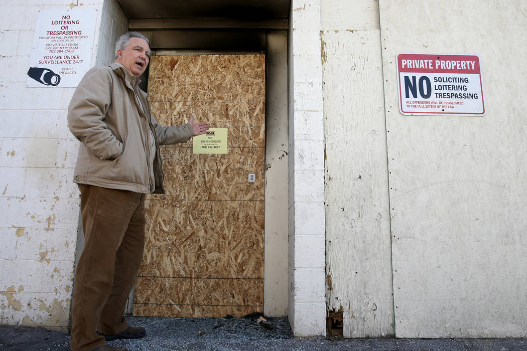 Donald Walford talks to a reporter at the Alpine Motel Apartments in downtown Las Vegas on Mond ...