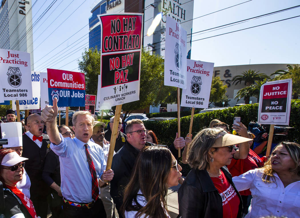 Businessman Tom Steyer shows his support for workers from seven Station CasinosÕ propertie ...
