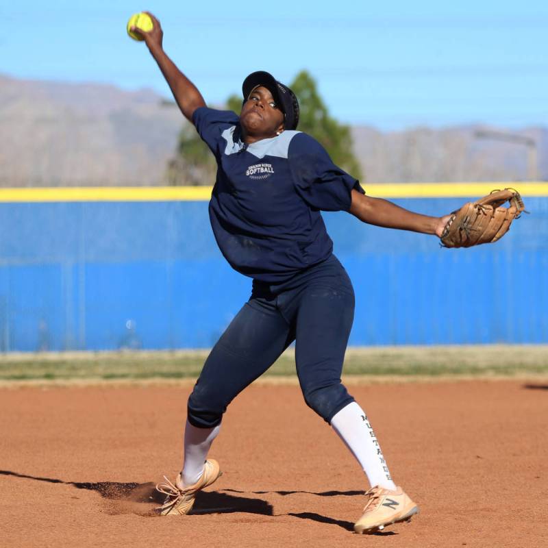 Shadow Ridge's Jasmine Martin, 17, pitches the ball during a softball practice at Shadow Ridge ...
