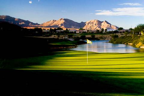 The par-4 ninth hole at Siena Golf Club in Las Vegas. (Allan Henry, Golf Chronicles/Special to ...