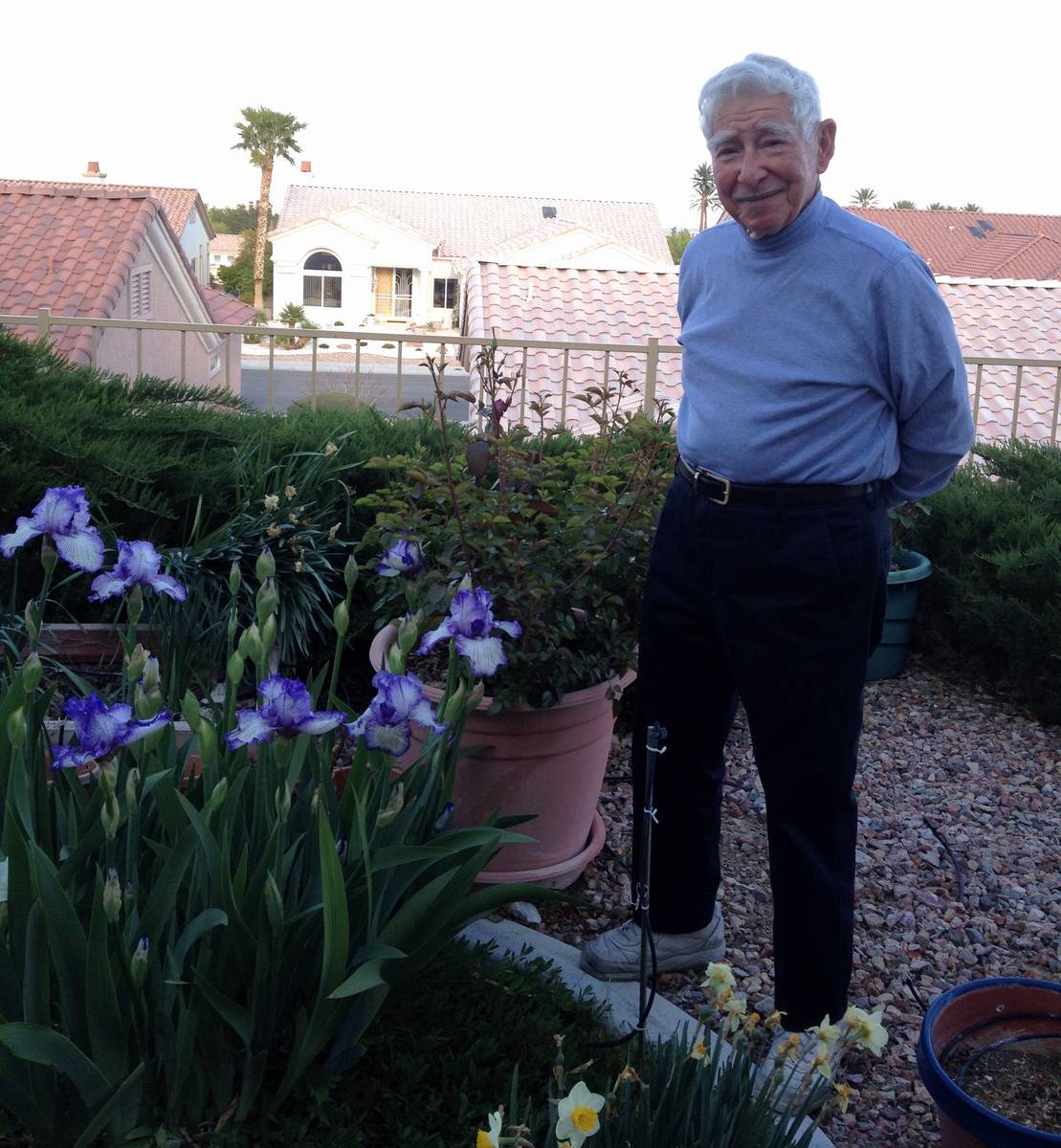 Jerome "Jerry" Countess in the backyard garden of his Summerlin home. (Jane Seda)