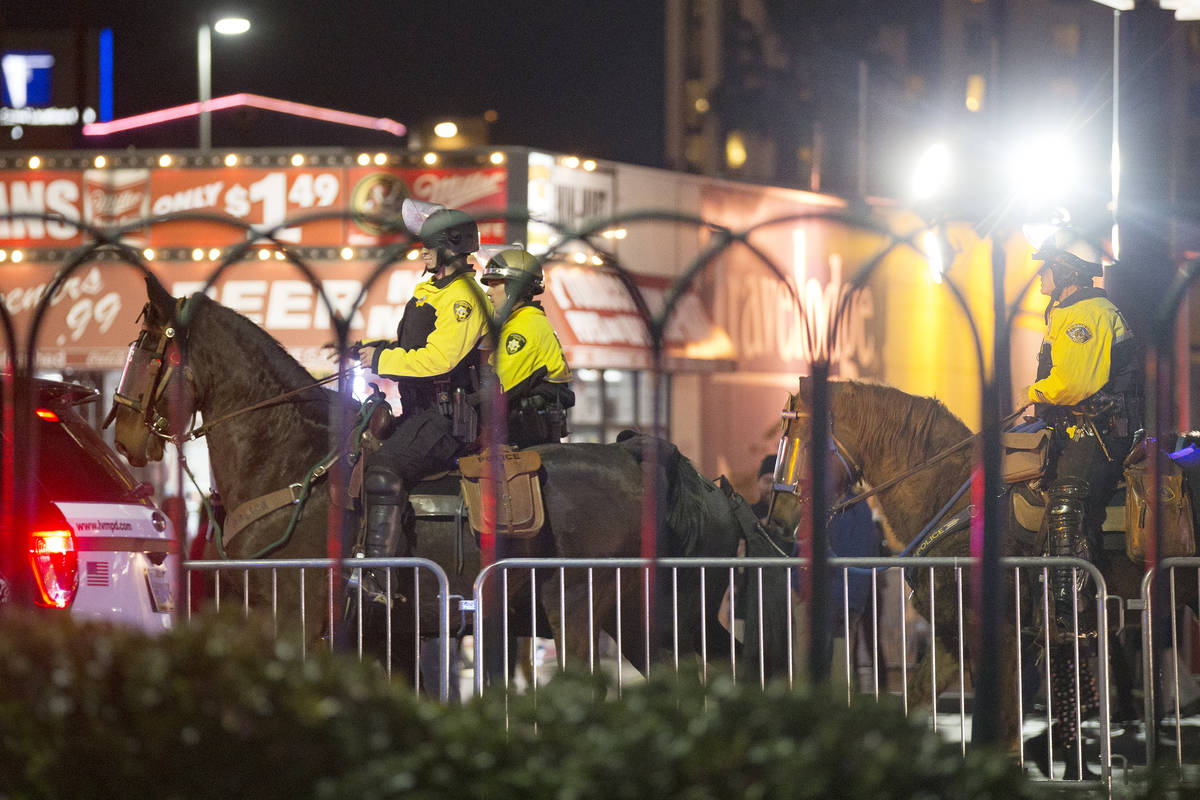 Metro police on horses on the Strip in Las Vegas, Tuesday, Dec. 31, 2019. (Rachel Aston/Las Veg ...