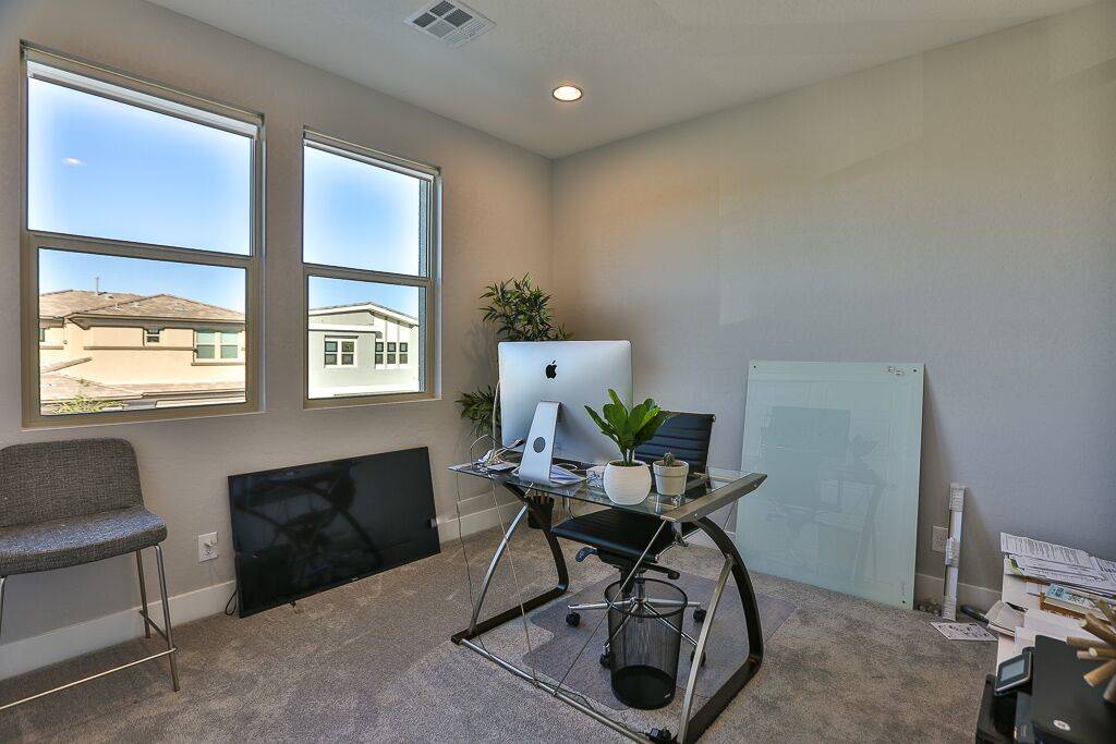 The office. (Life Realty)