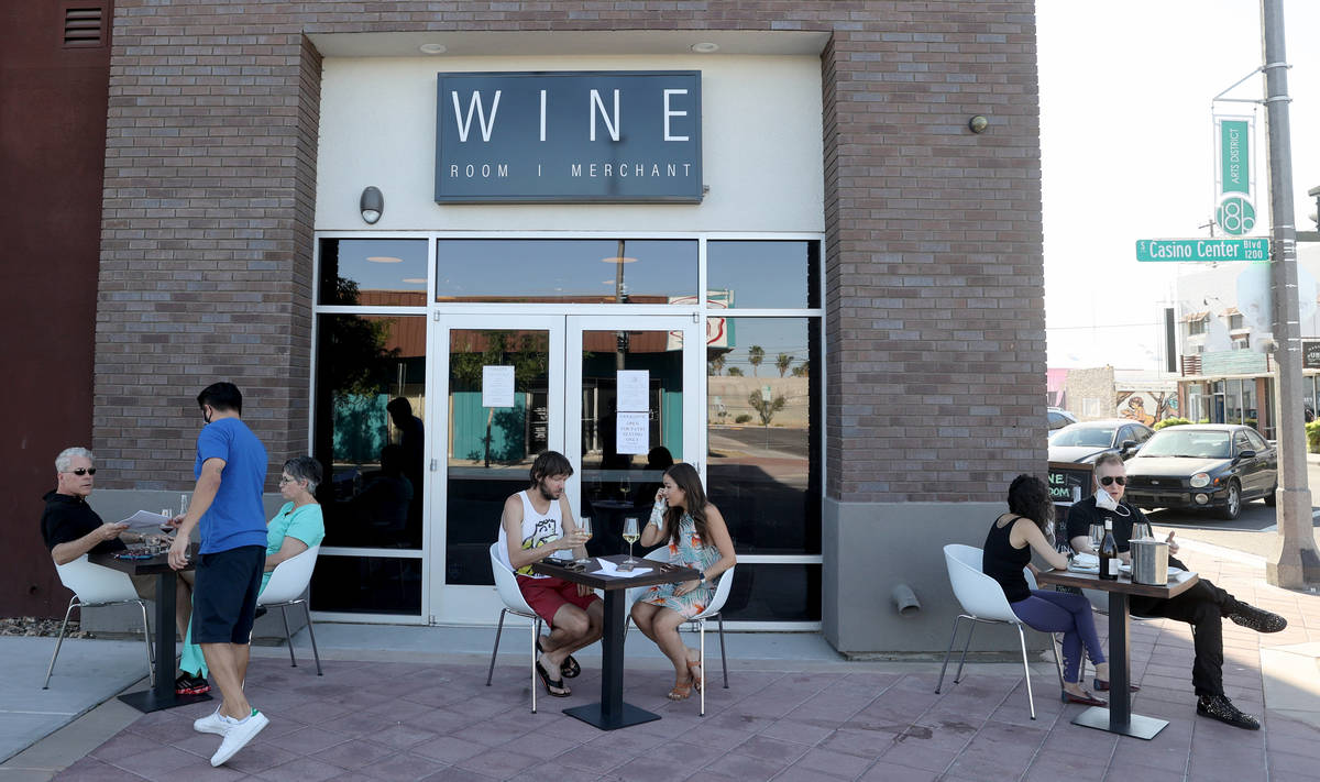 Diners on the sidewalk at Garagiste in the Arts District in Las Vegas. Thursday, May 14, 2020. ...