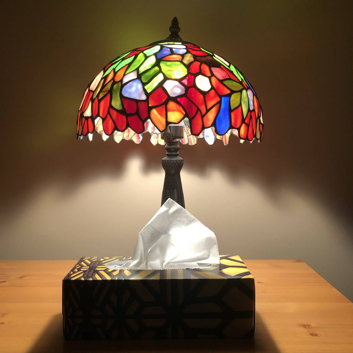 Stained-glass lamps became popular in 1895 when the first Tiffany lamp was created. (Getty Images)