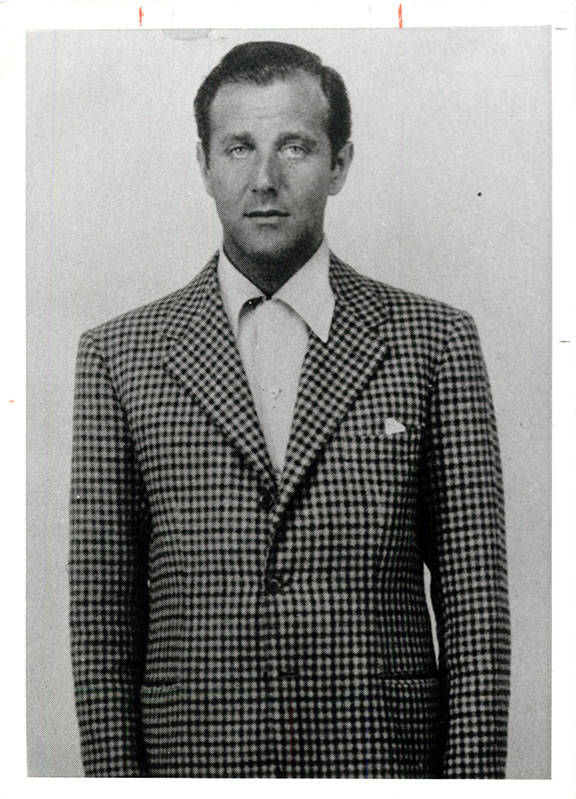 Benjamin "Bugsy" Siegel undated Benjamin "Bugsy" Siegel was an American mo ...