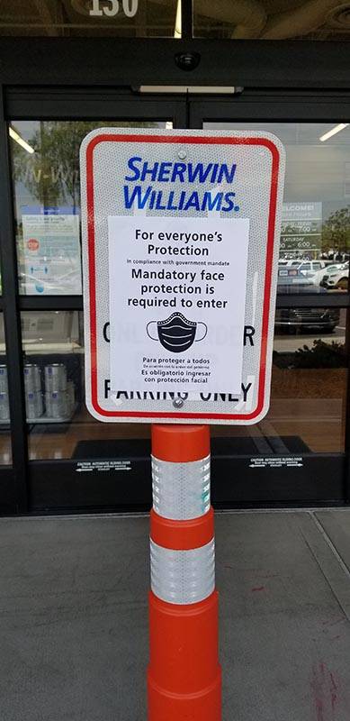 A sign warns patrons not to enter a store at Southwest Marketplace, off Rainbow Boulevard betwe ...