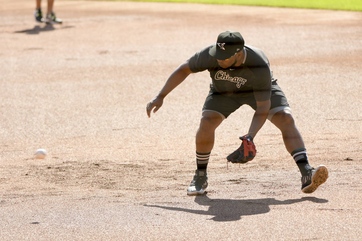 Chicago White Sox's Edwin Encarnacion practices at Guaranteed Rate Field, Sunday, July 5, 2020, ...