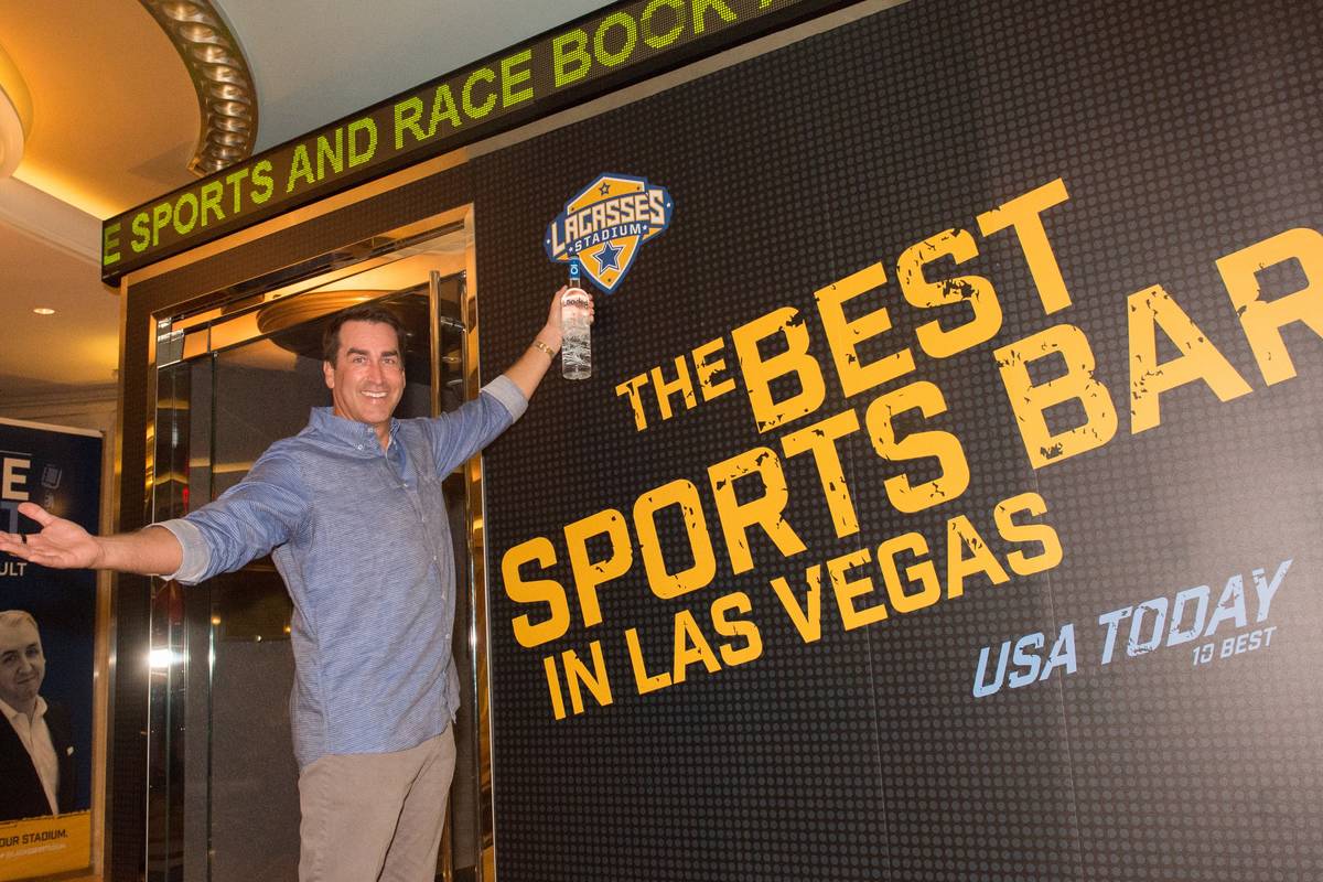 Rob Riggle hosts at Lagasse's Stadium on Thursday, Sept. 15, 2016, in The Palazzo. (Courtesy)