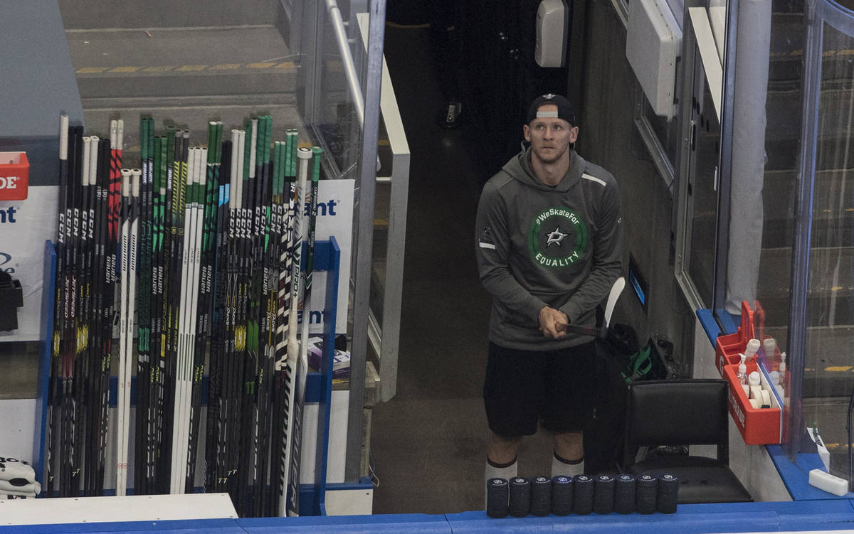 Dallas Stars' Corey Perry (10) looks out at the arena before an NHL Stanley Cup playoff hockey ...
