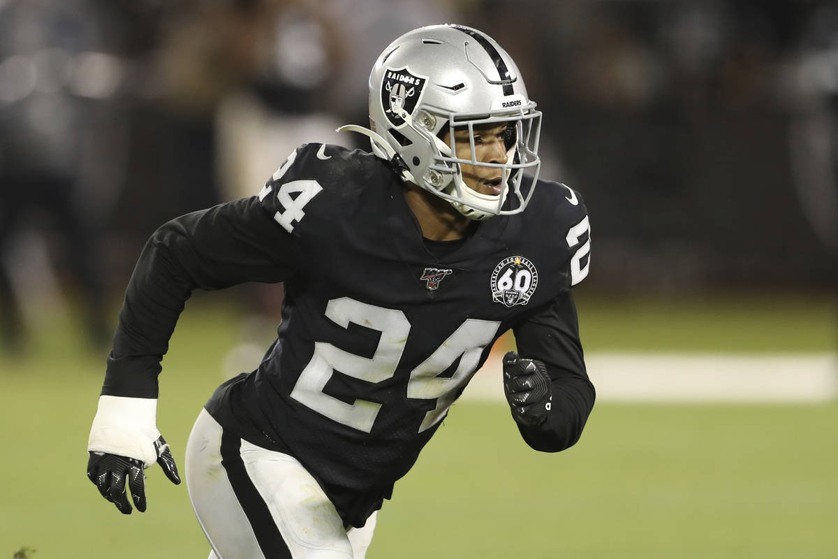 Oakland Raiders defensive back Johnathan Abram (24) rushes to cover an open receiver during an ...