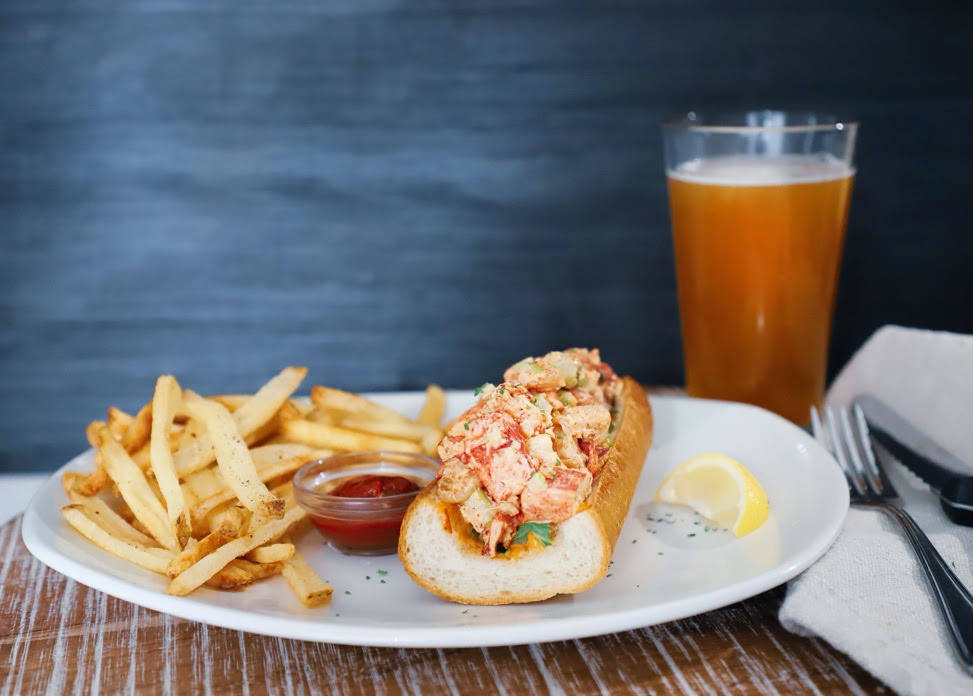 Lobster and shrimp roll at Bonefish Grill. (Bonefish Grill)