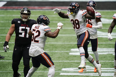 Chicago Bears strong safety Tashaun Gipson (38) celebrates his interception of Atlanta Falcons ...