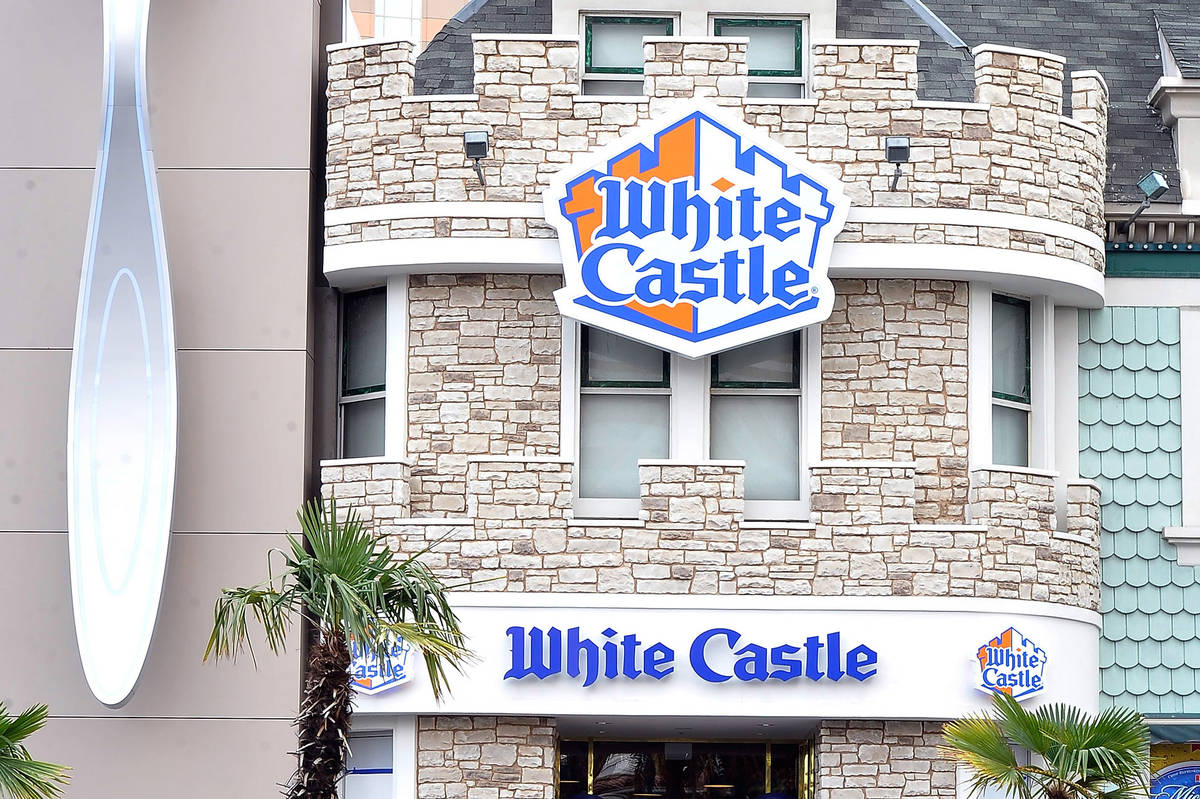 White Castle on the Las Vegas Strip, at 3411 Las Vegas Blvd. South. (David Becker/Las Vegas Rev ...