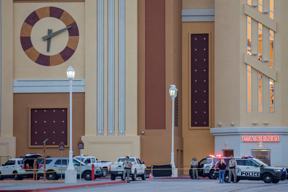 Las Vegas police investigate a homicide at the South Point on Sunday. (Elizabeth Page Brumley/L ...