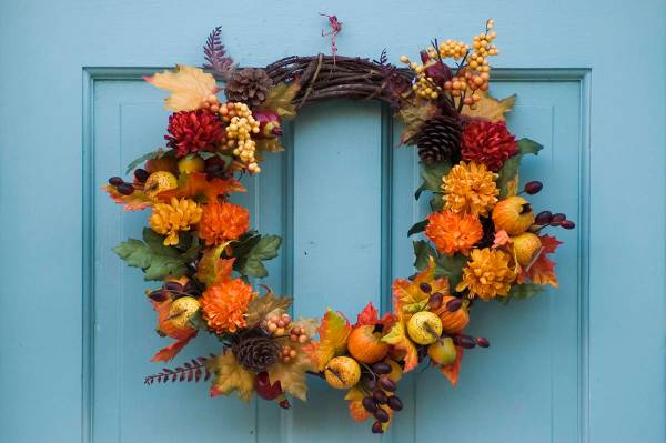 A simple wreath on the front door signals fall has come. (Getty Images)