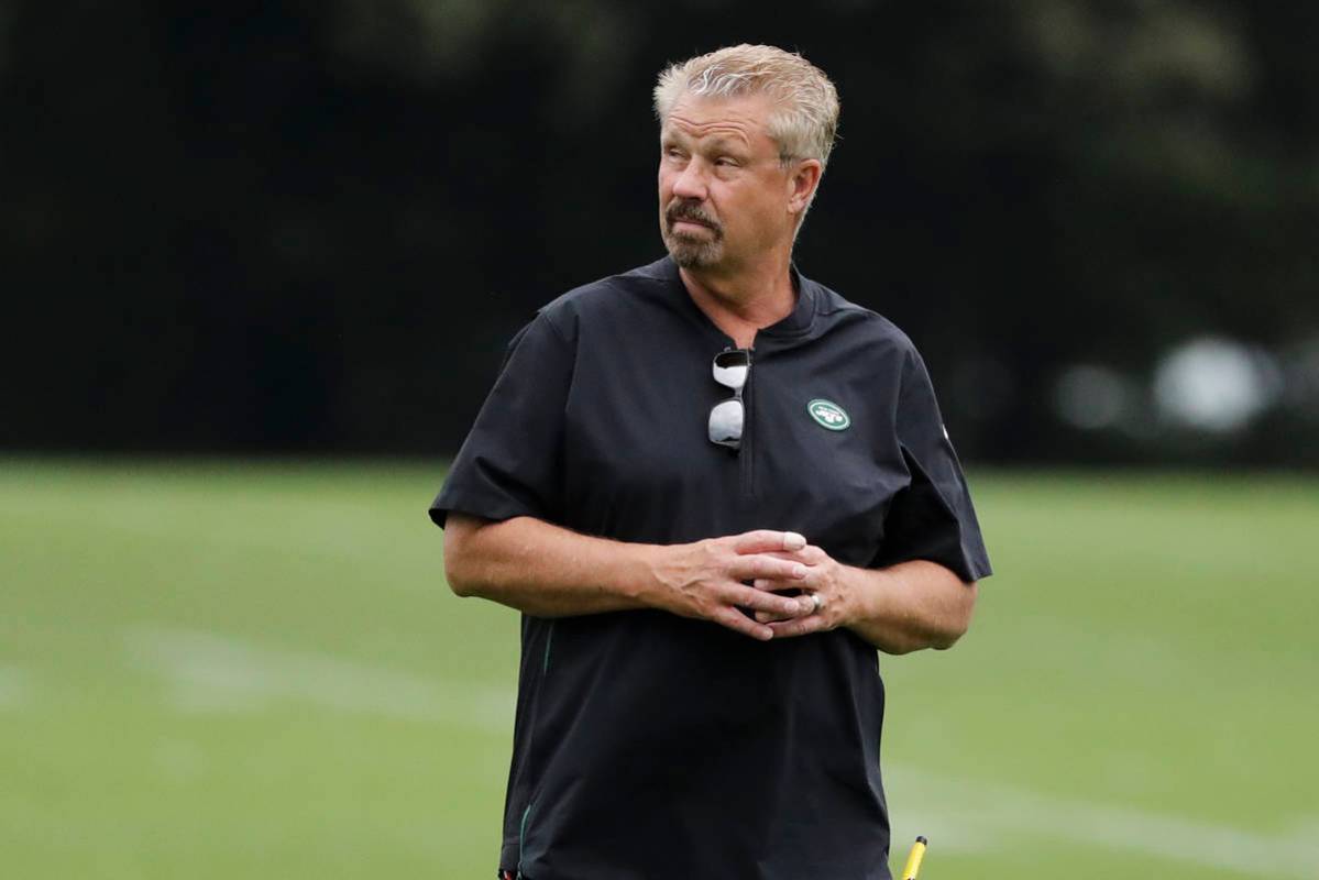 New York Jets defensive coordinator Gregg Williams watches as players take part in drills at th ...