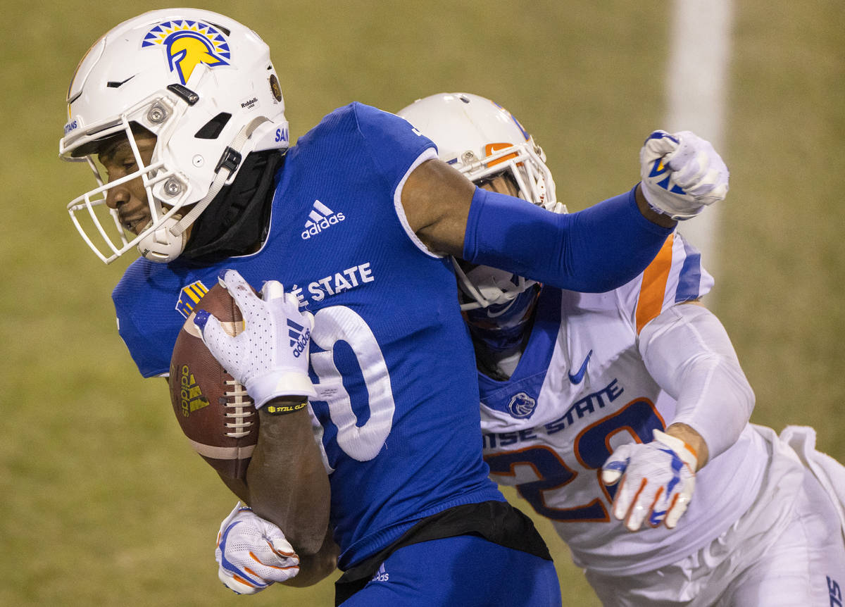 San Jose State Spartans wide receiver Tre Walker (10) makes a reception over Boise State Bronco ...